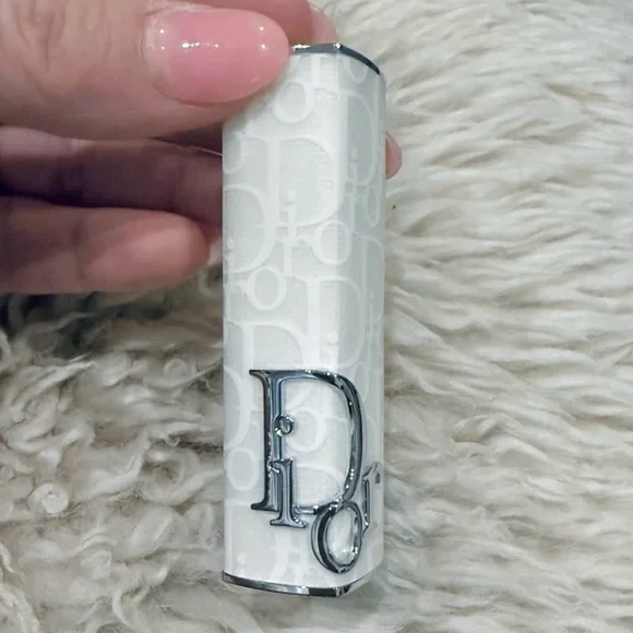 DIOR Addict Lipstick Case in a White Canvas Signature Monogram Dior Print. NIB - Picture 5 of 7
